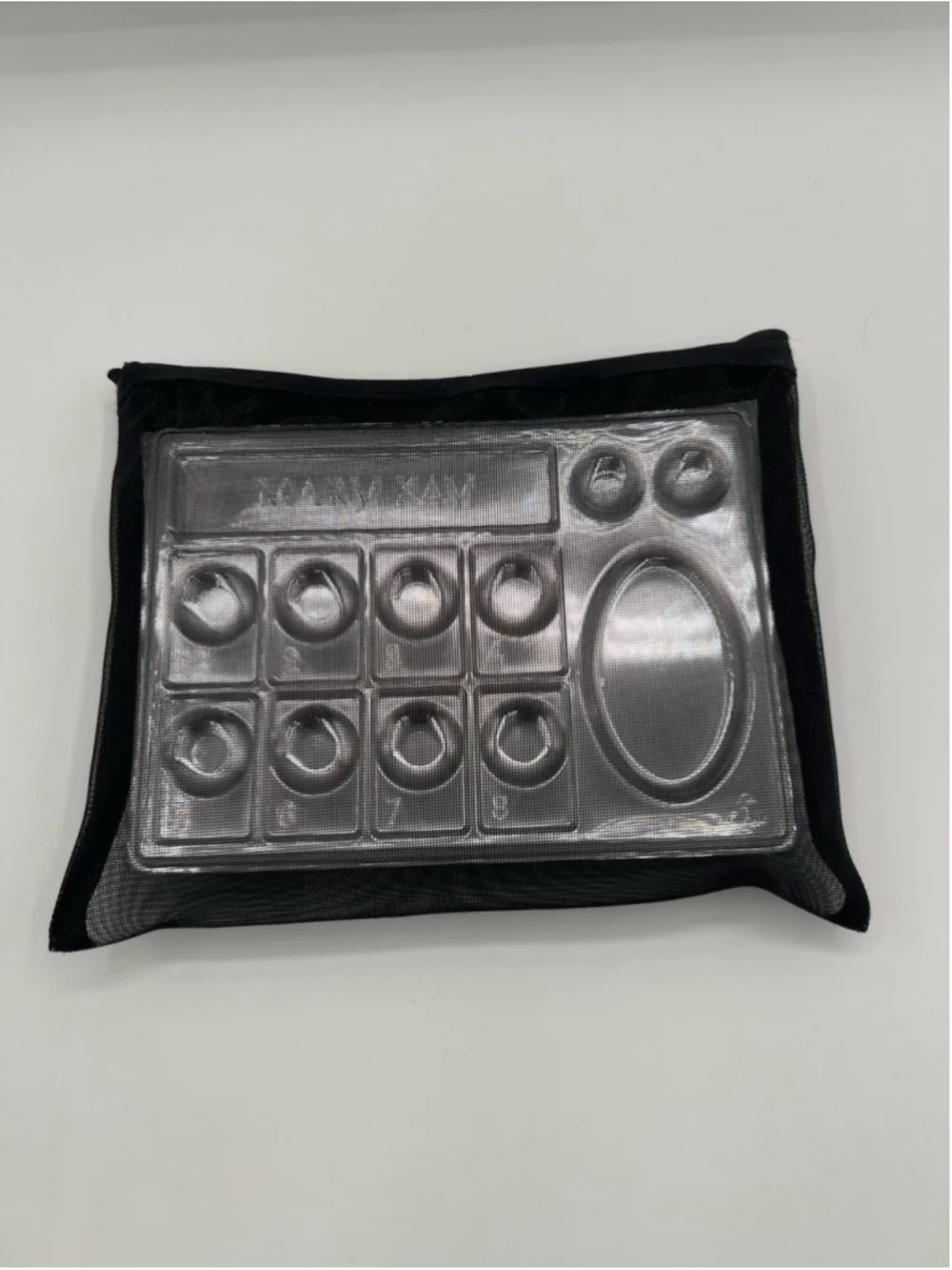 Mary Kay MK Single Use Makeup Palette Tray Plastic 23ct Total in Black Pouch New